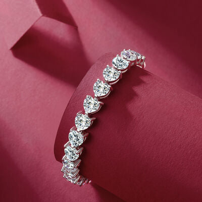 Enchanted Aura 24 Carat Moissanite Heart Bracelet