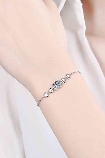 Enigmatic Embrace 1 Carat Moissanite Dainty Heart Bracelet