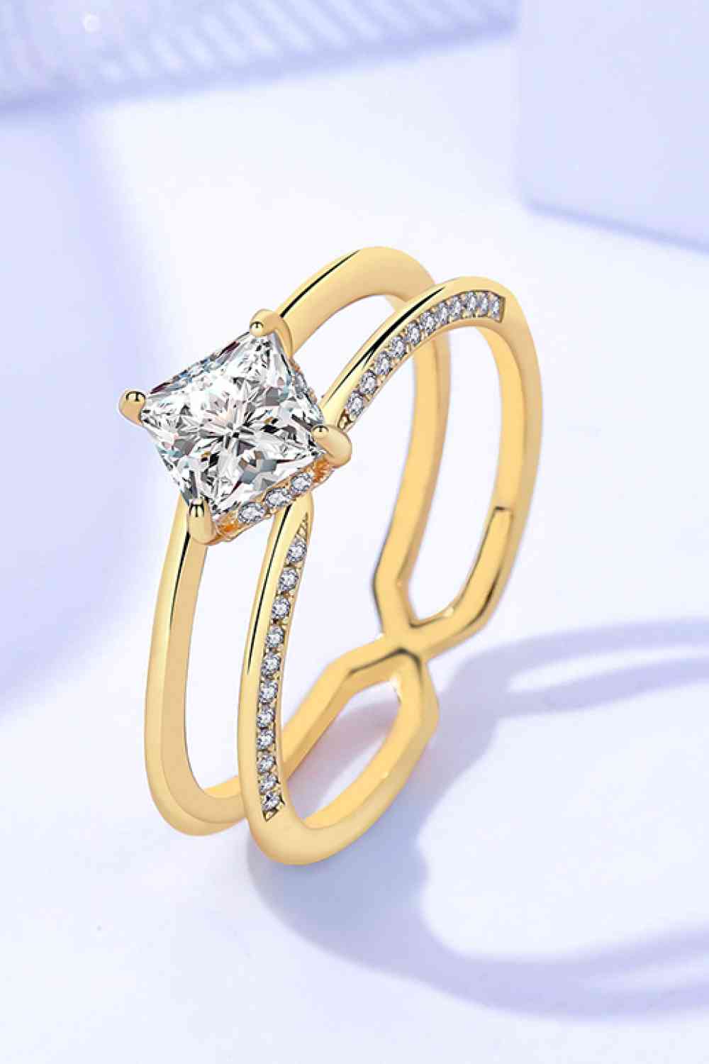 Whispering Dreams Moissanite 18K Gold Double-Layered Ring