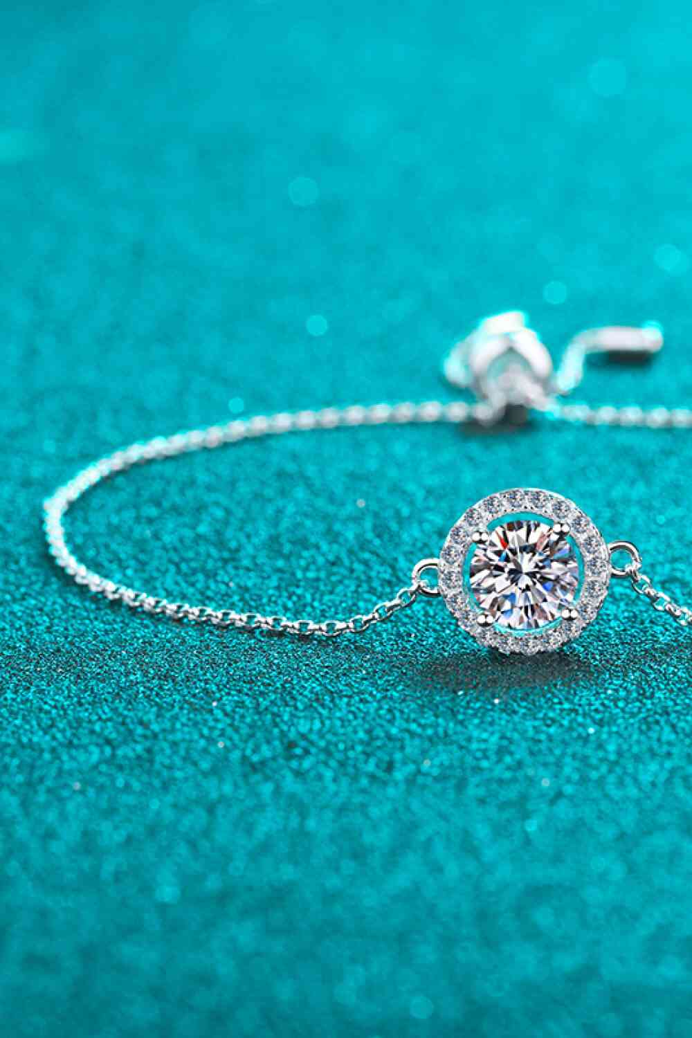 Serene Solitaire Adored 1 Carat Moissanite Bracelet