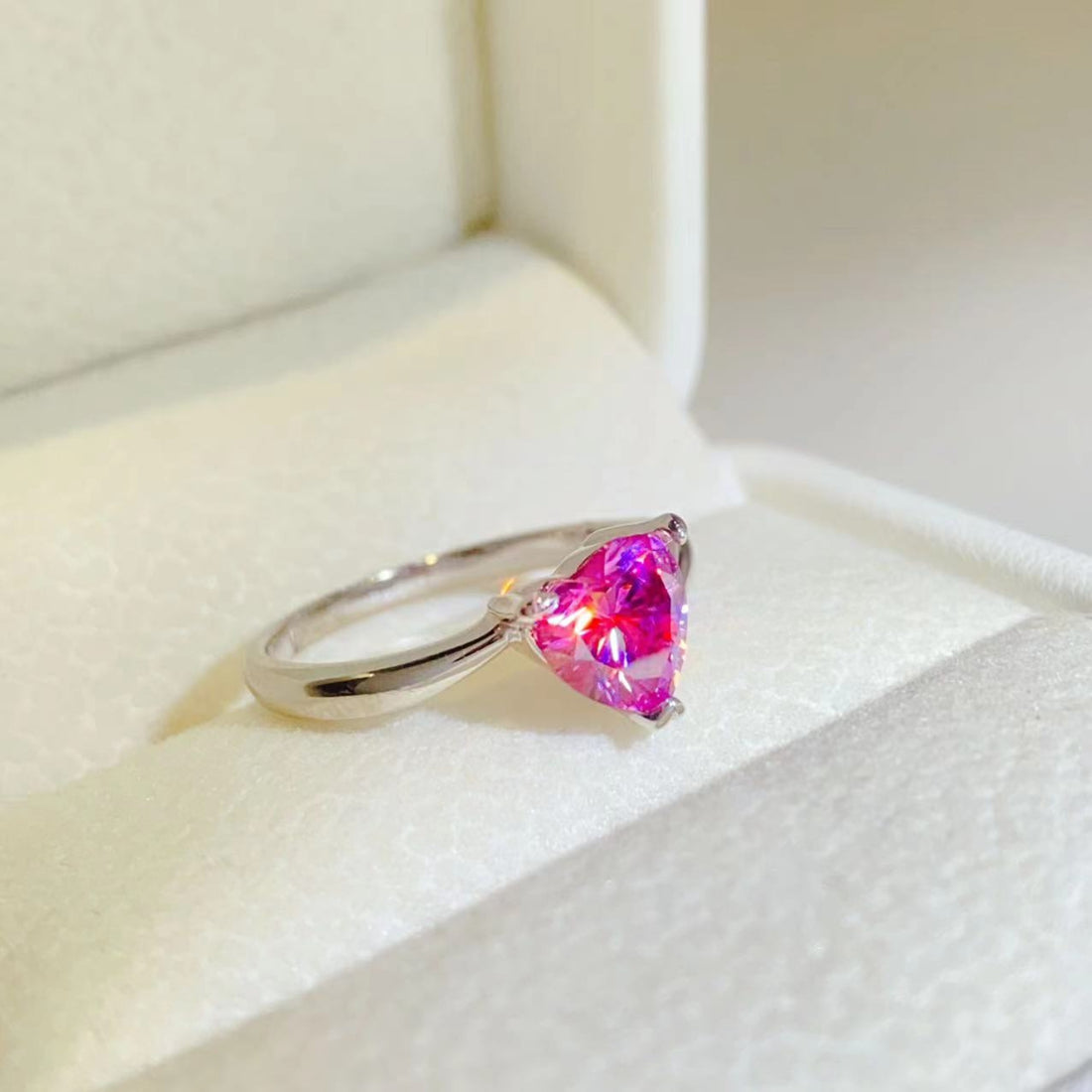 Enigmatic Allure 1 Carat Pink Heart Platinum Ring