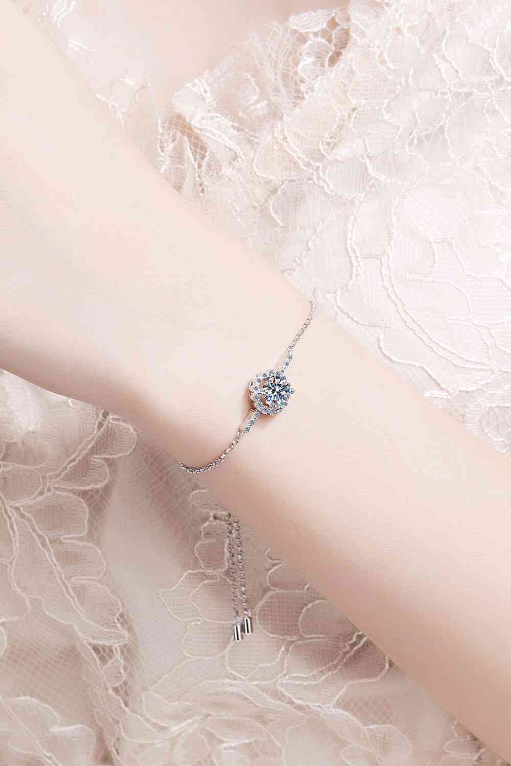 Timeless Twilight 1 Carat Moissanite Chain Bracelet